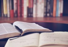 books to help study the bible